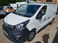 VAUXHALL VIVARO