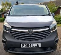 VAUXHALL VIVARO