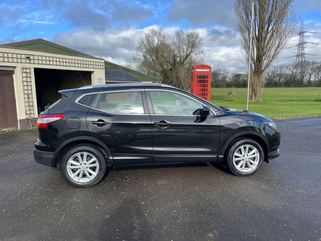 NISSAN QASHQAI