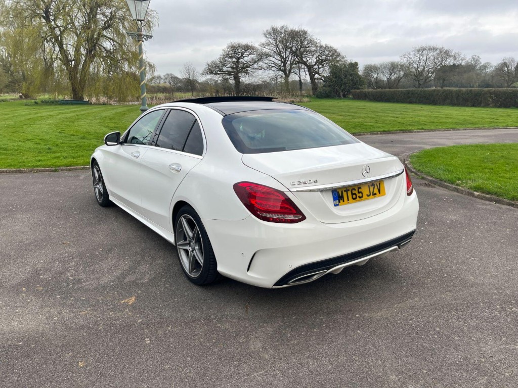 MERCEDES-BENZ C CLASS