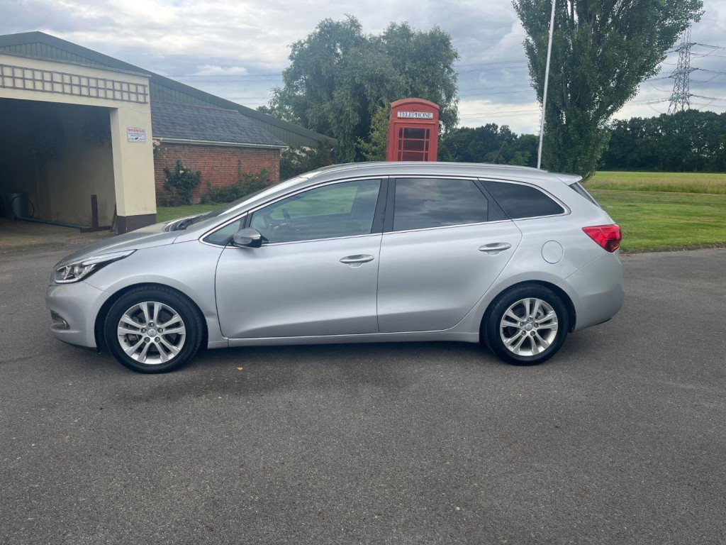 View KIA CEED 1.6 CRDi EcoDynamics 3