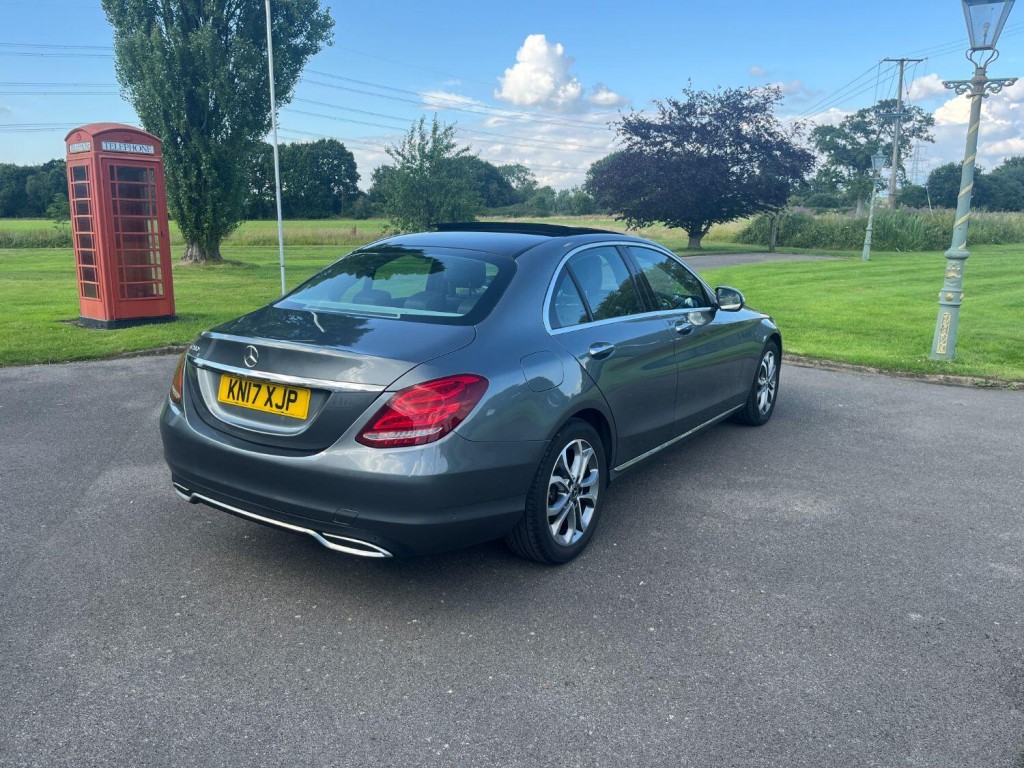 View MERCEDES-BENZ C CLASS 2.0 C200 Sport