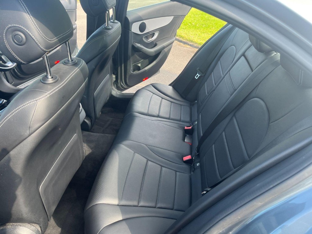 MERCEDES-BENZ C CLASS