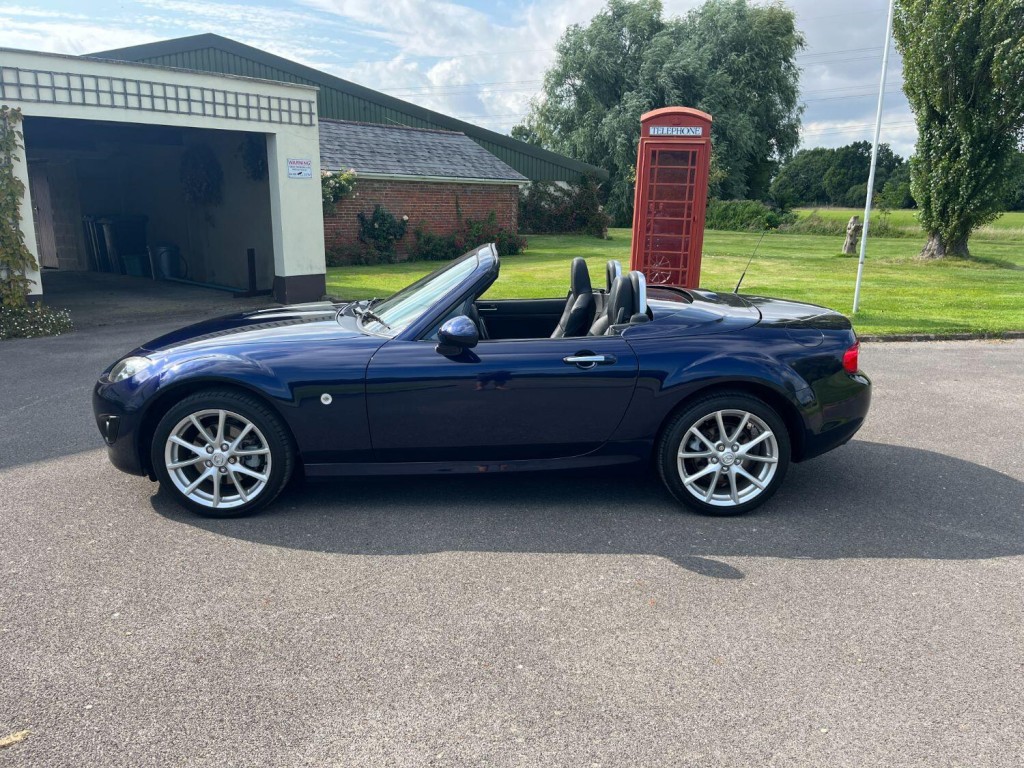 View MAZDA MX-5 2.0 i Sport Tech