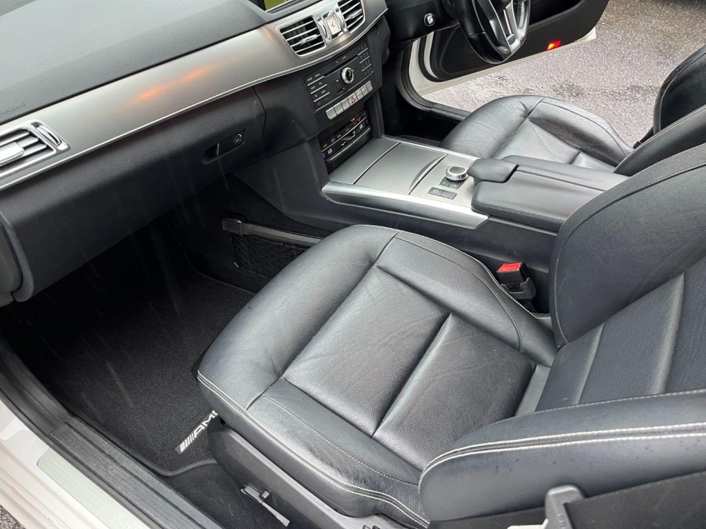 MERCEDES-BENZ E CLASS