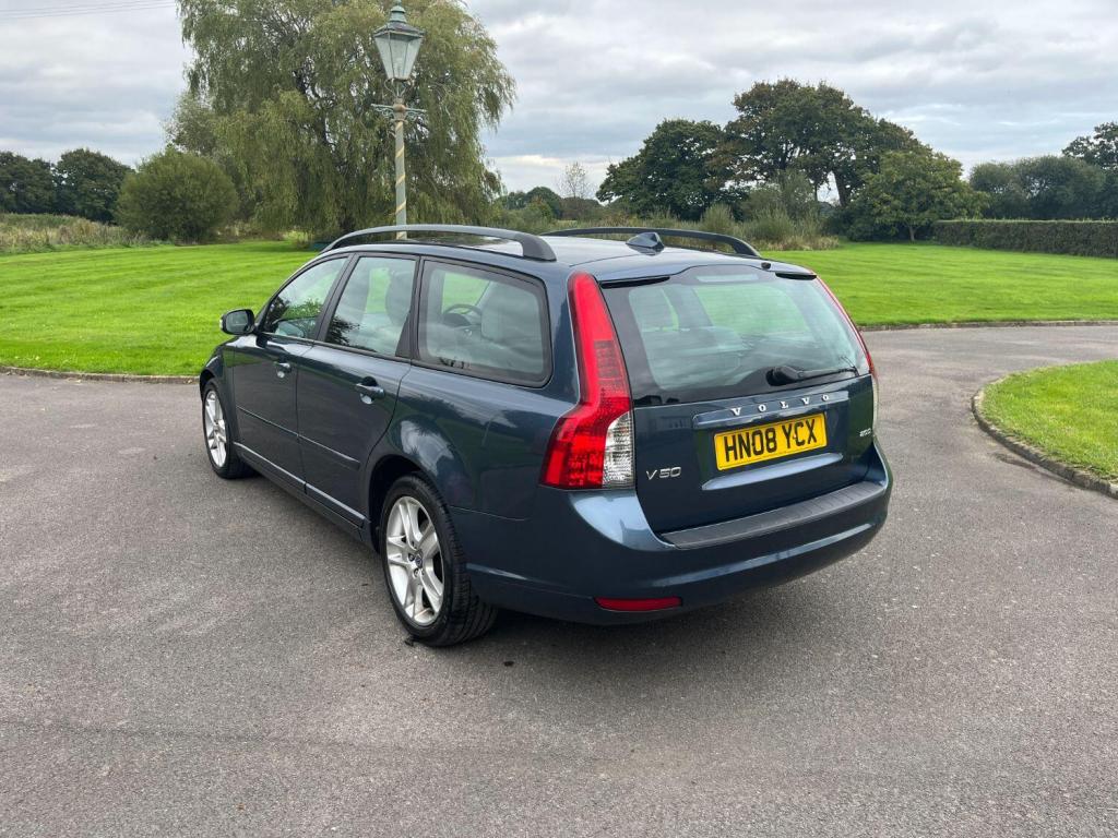 VOLVO V50