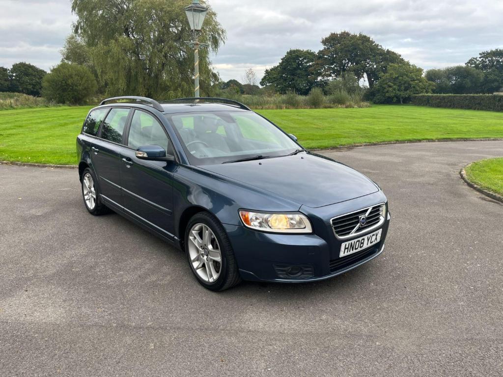 VOLVO V50