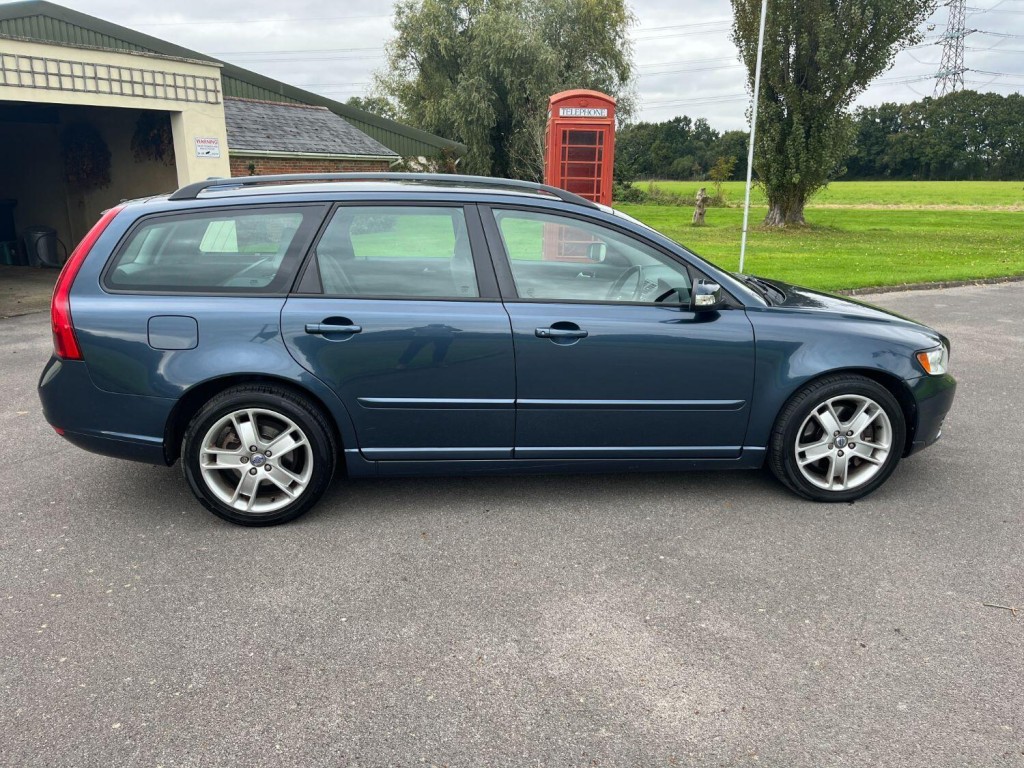 View VOLVO V50 2.0 D SE