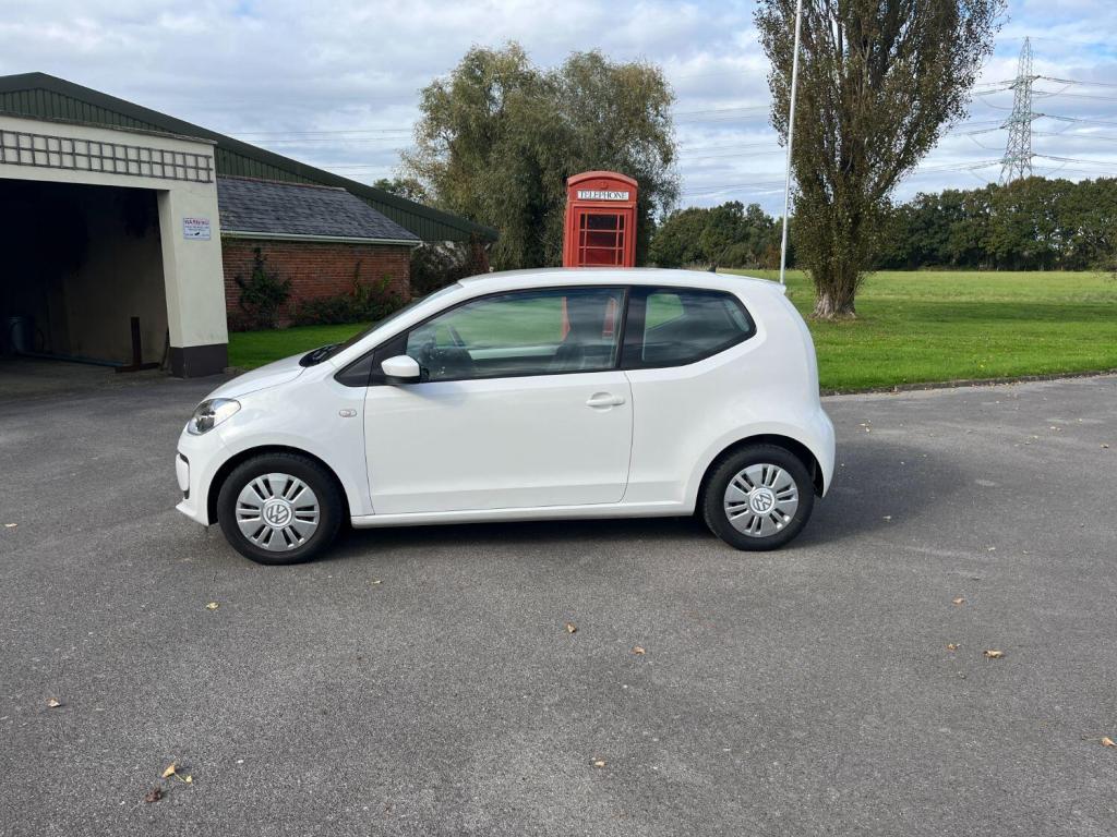 VOLKSWAGEN UP