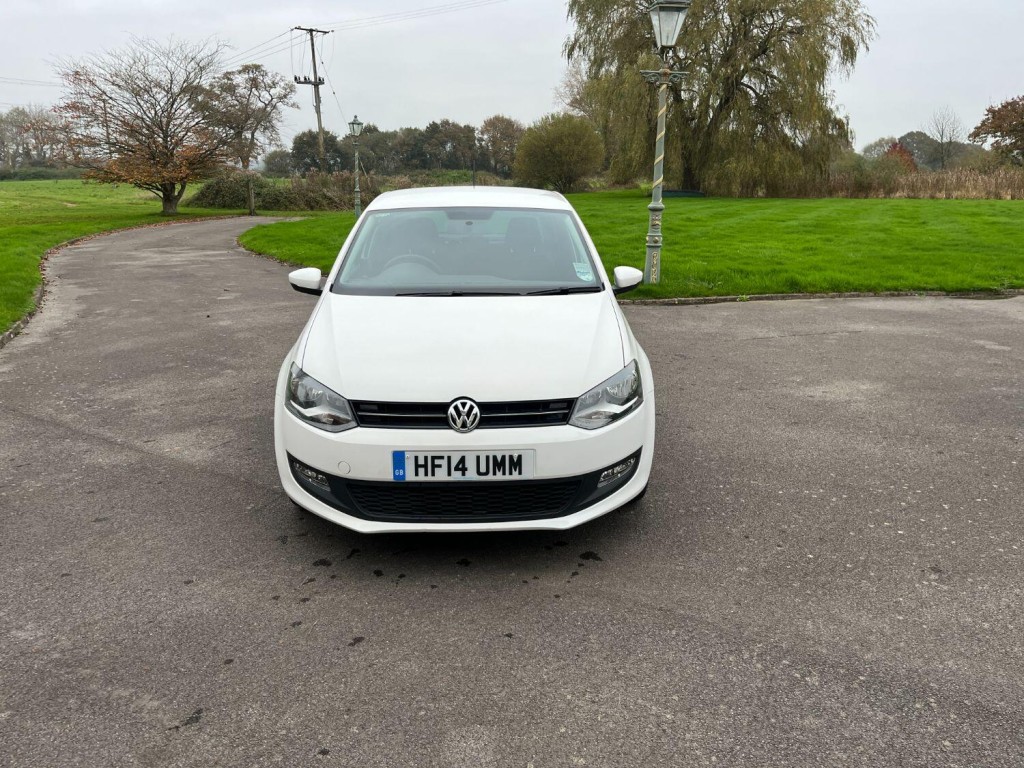 VOLKSWAGEN POLO