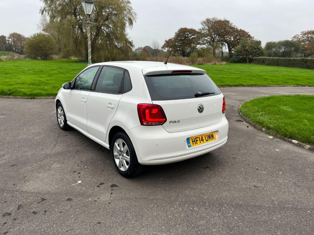 VOLKSWAGEN POLO