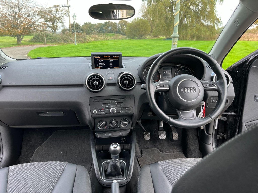 AUDI A1