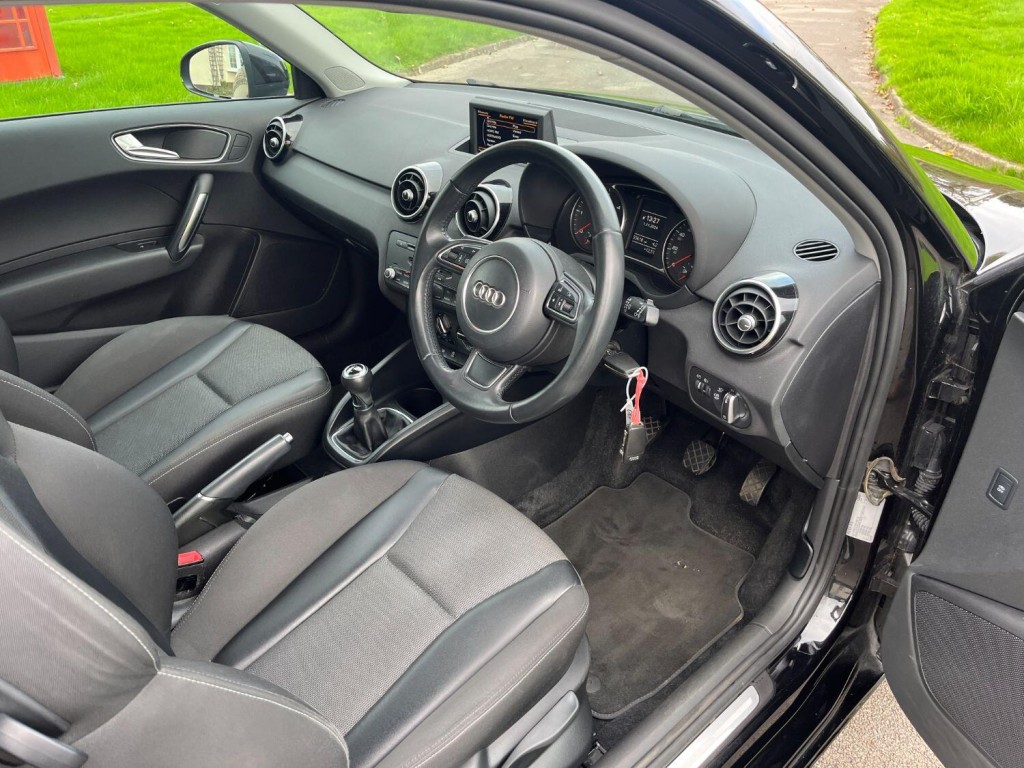 AUDI A1