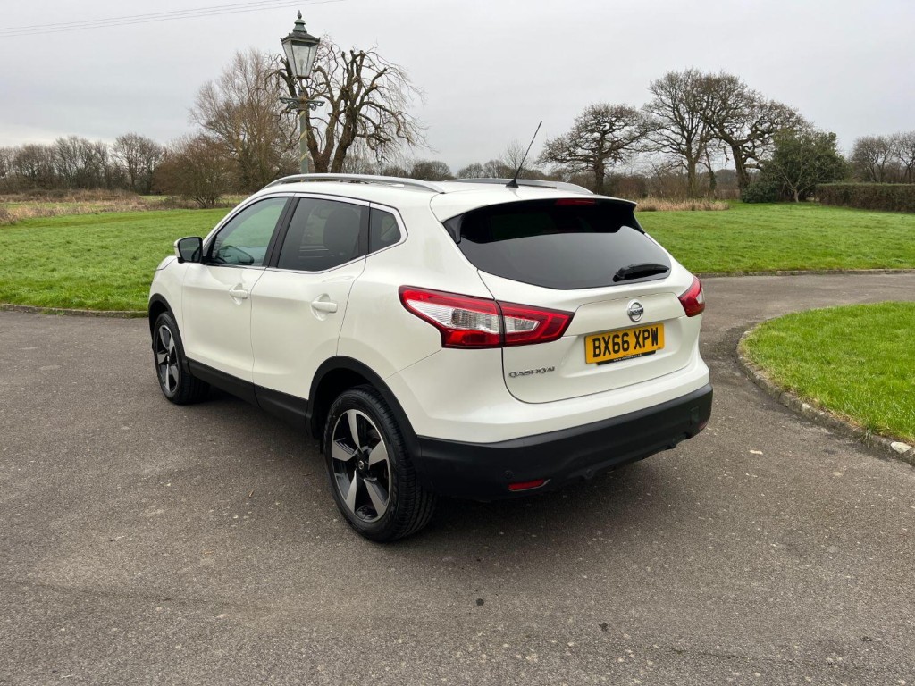 NISSAN QASHQAI