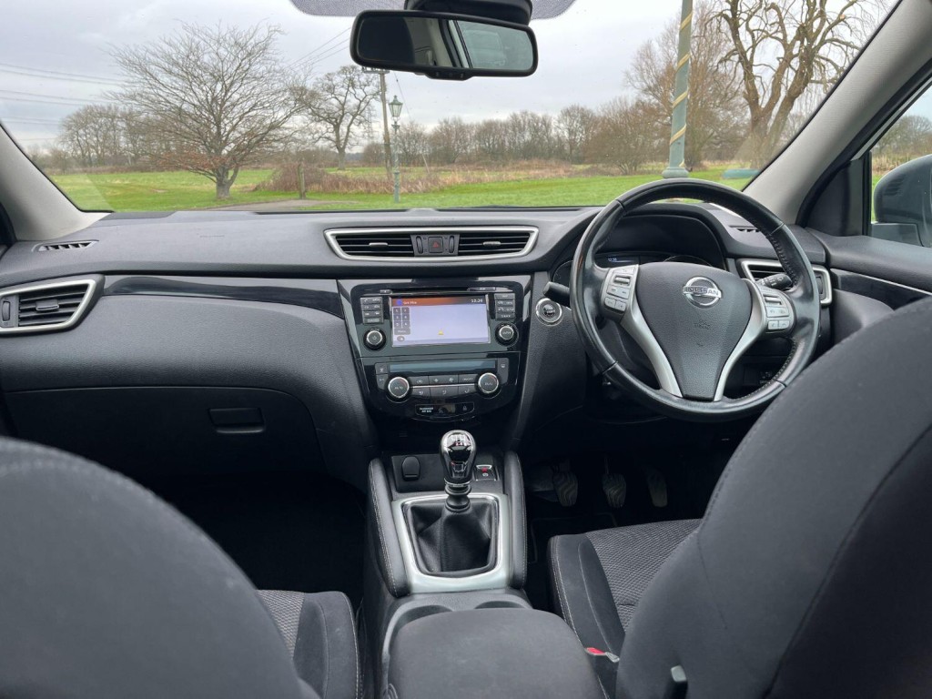 NISSAN QASHQAI