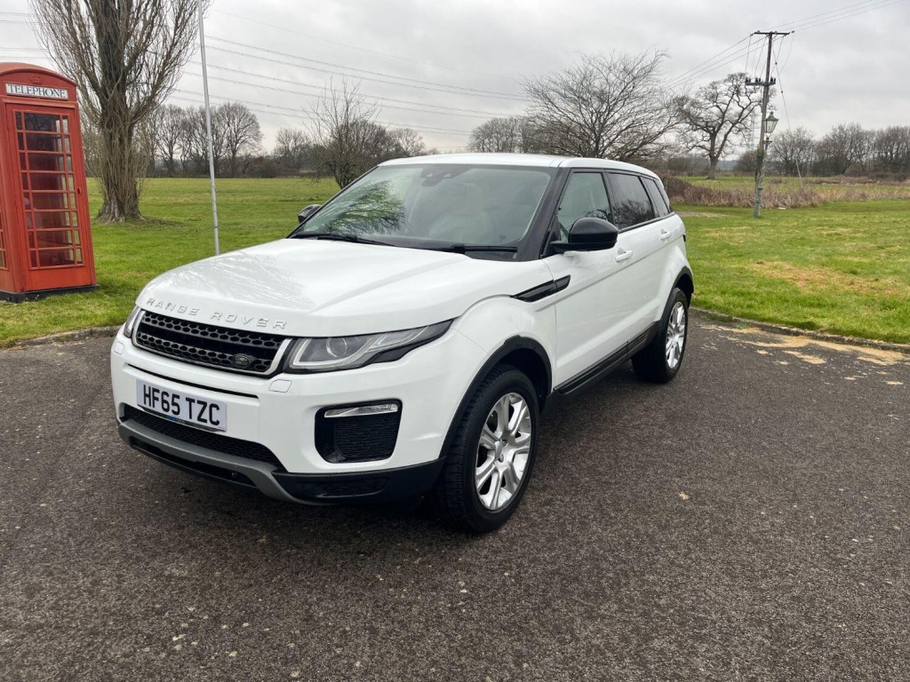 View LAND ROVER RANGE ROVER EVOQUE 2.0 TD4 SE Tech
