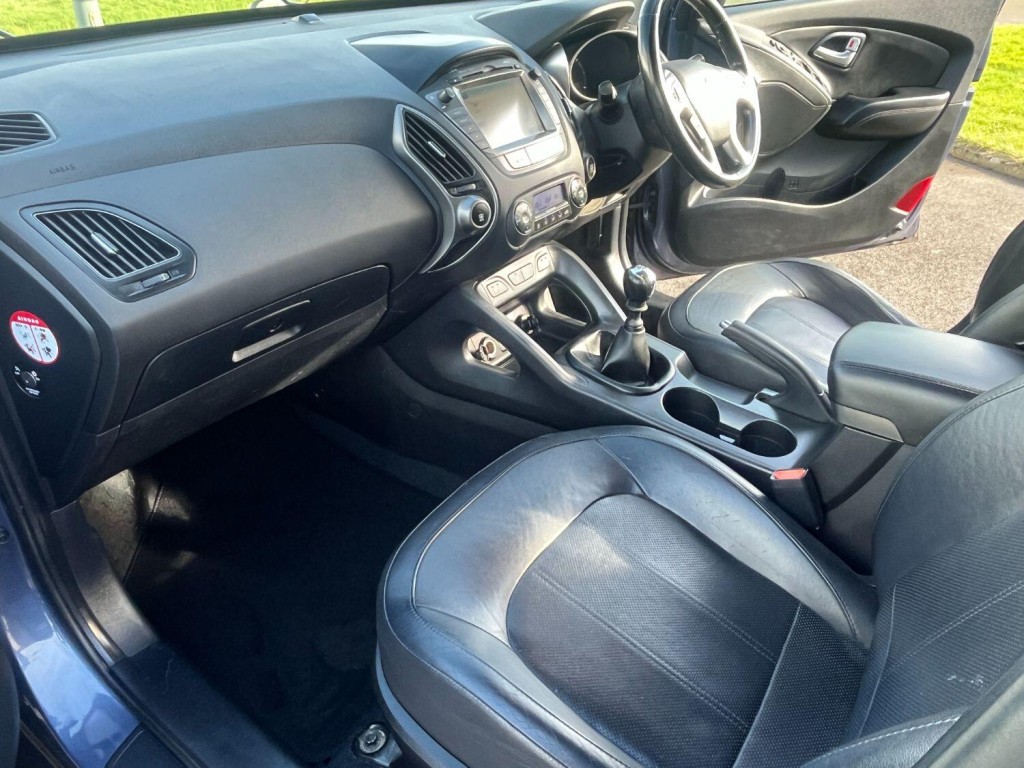 HYUNDAI IX35