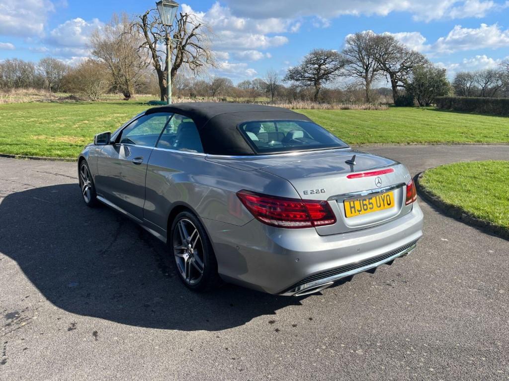 MERCEDES-BENZ E CLASS