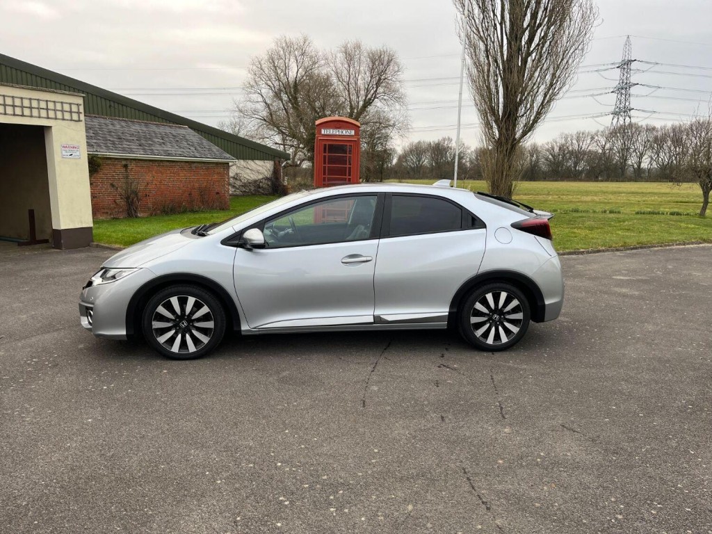 View HONDA CIVIC 1.8 i-VTEC SR