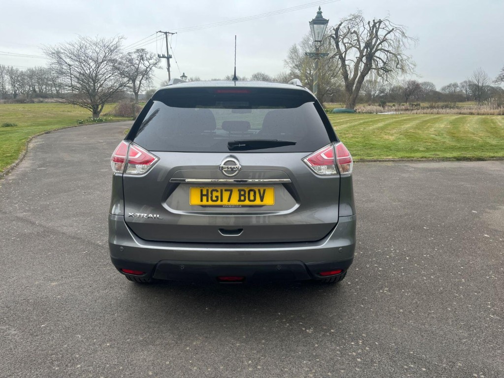 NISSAN X-TRAIL