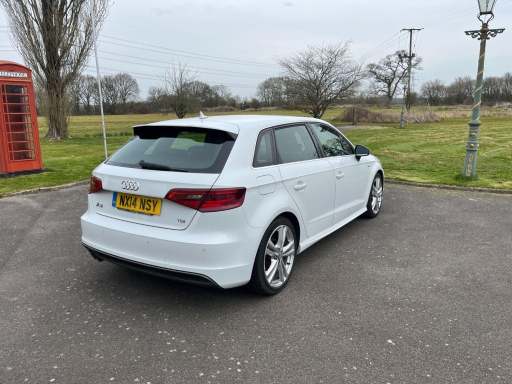 View AUDI A3 2.0 TDI S line