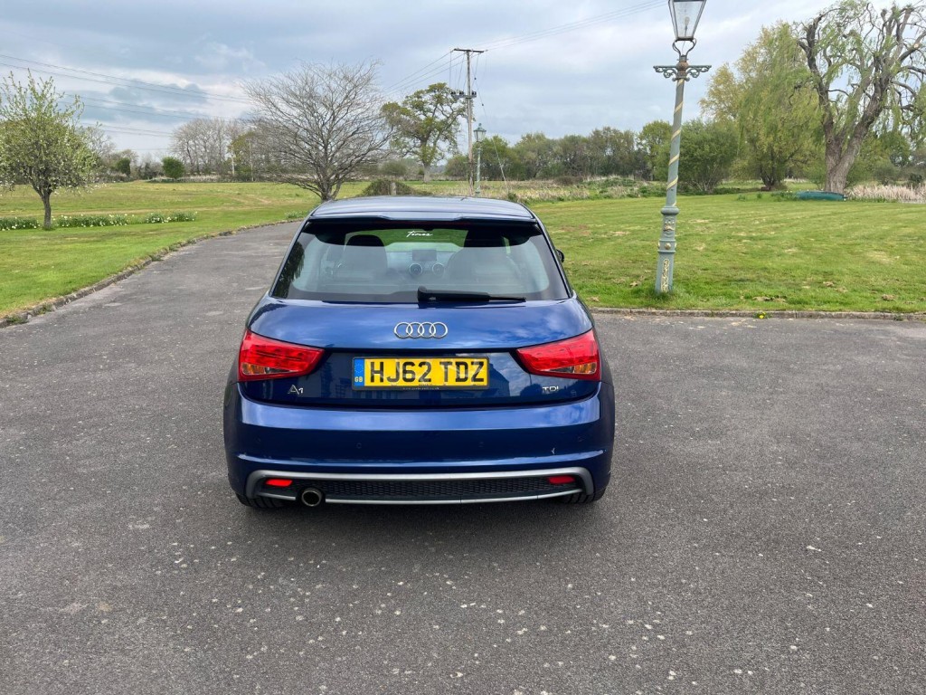AUDI A1