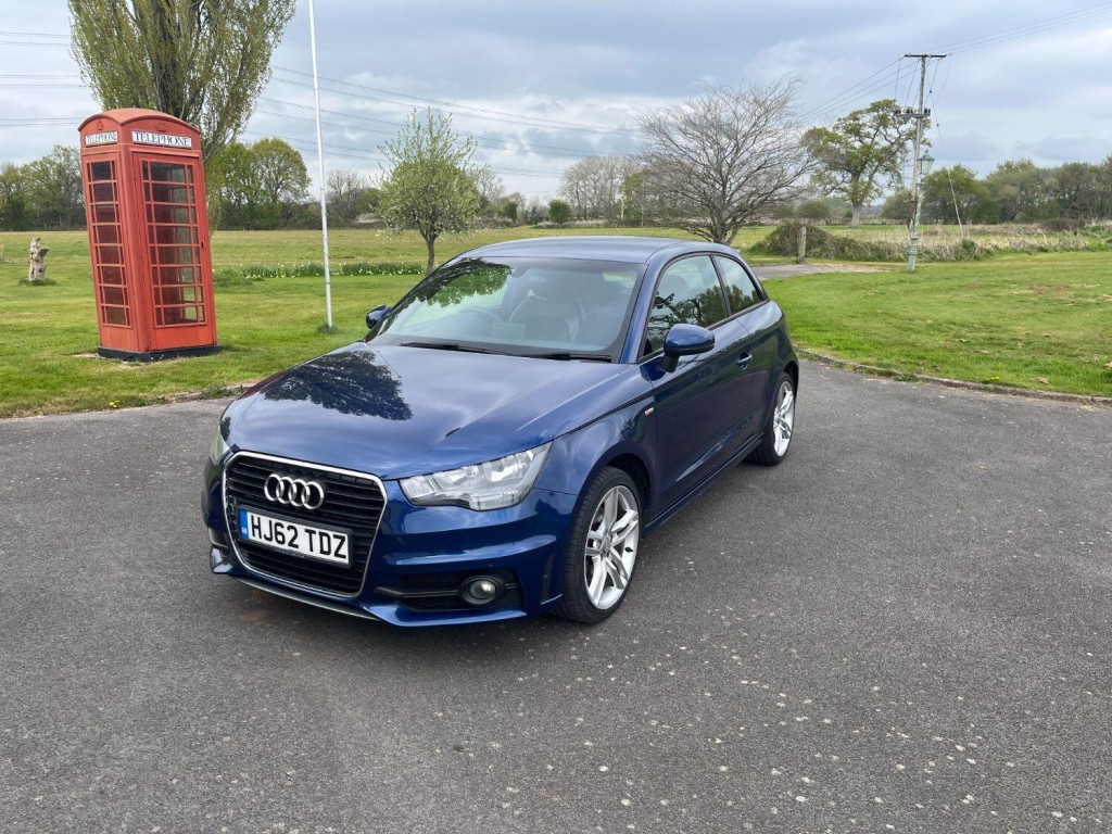 View AUDI A1 1.6 TDI S line