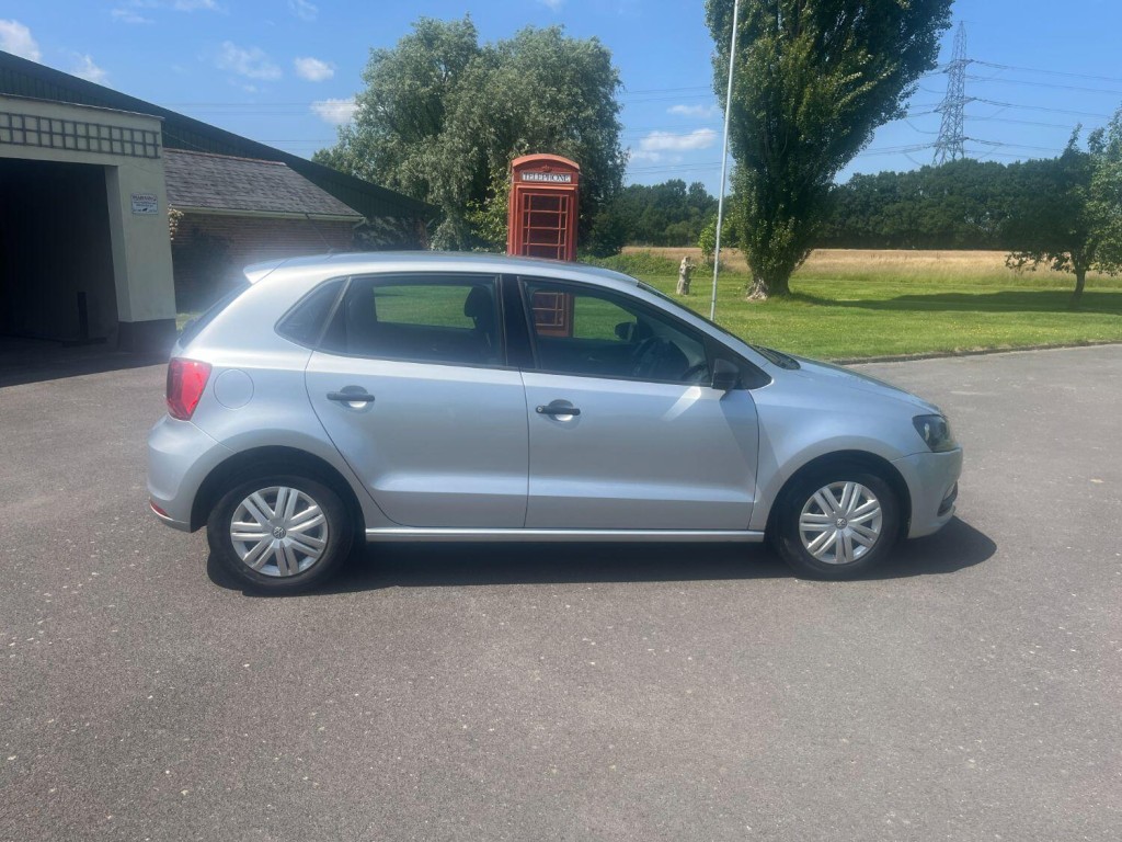 View VOLKSWAGEN POLO 1.0 BlueMotion Tech S