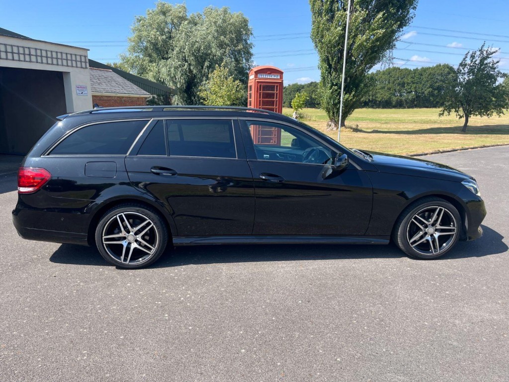 MERCEDES-BENZ E CLASS