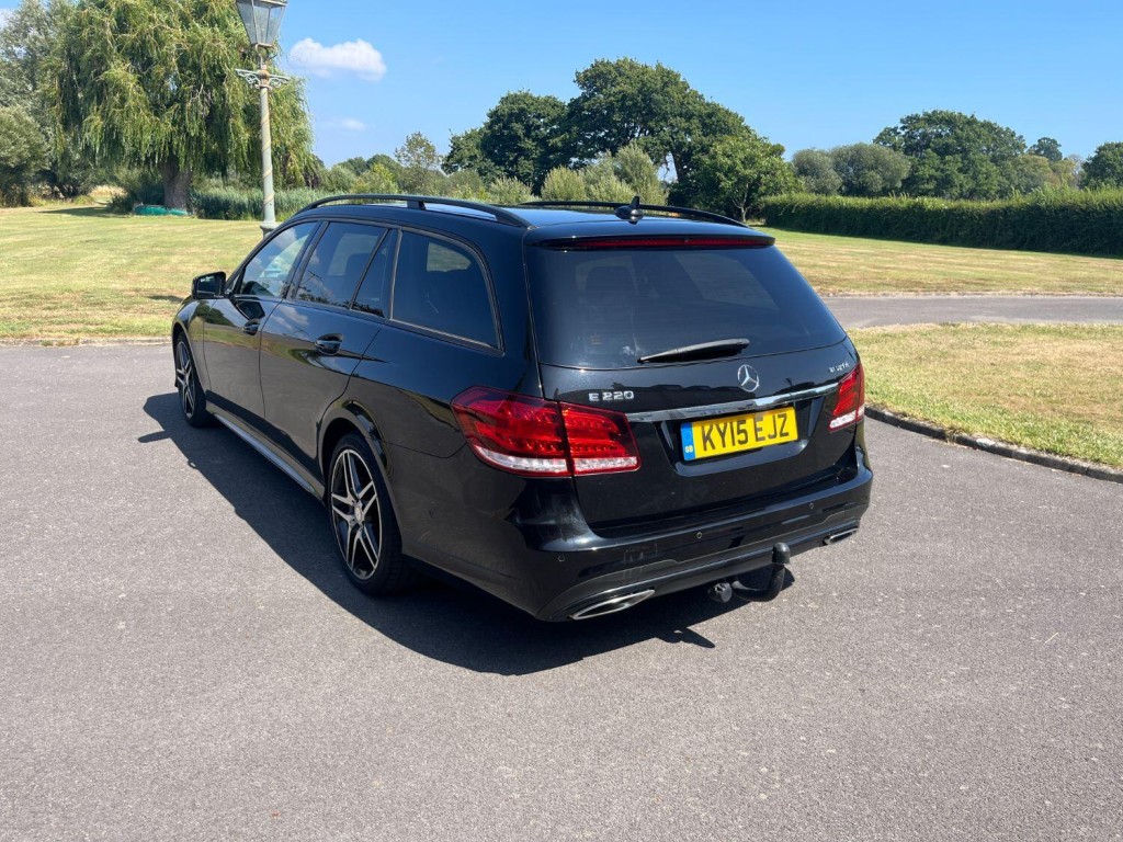 MERCEDES-BENZ E CLASS