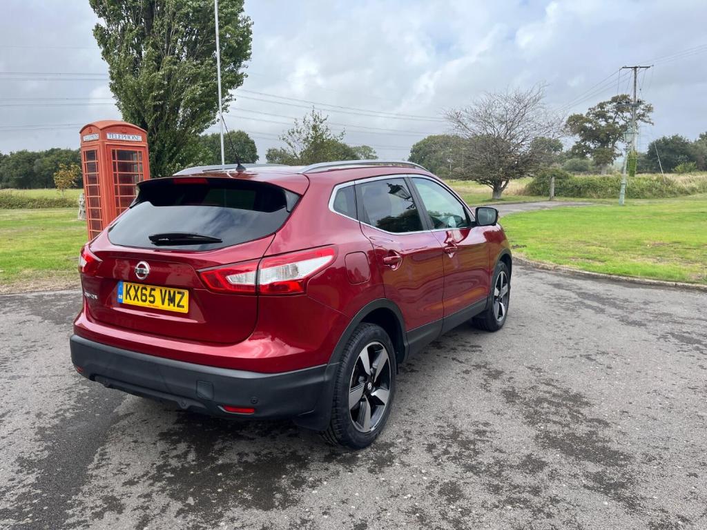 View NISSAN QASHQAI 1.2 DIG-T n-tec+