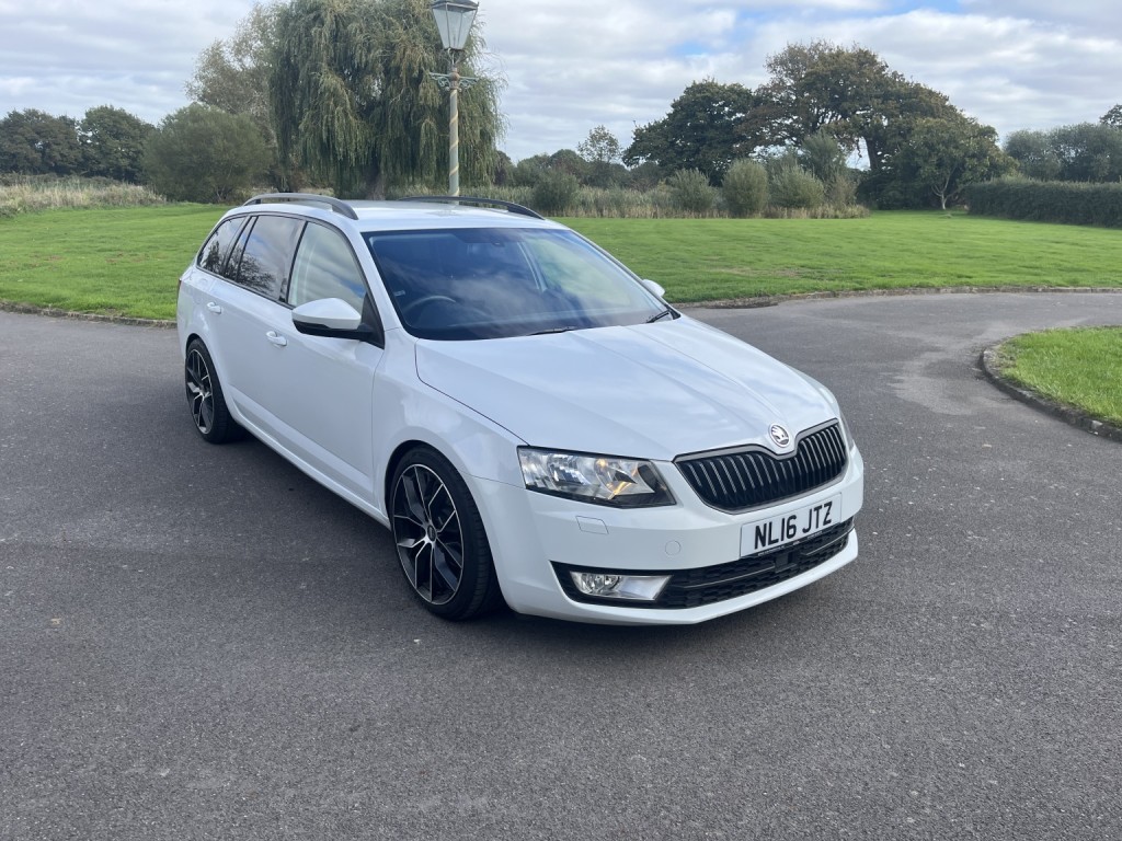SKODA OCTAVIA