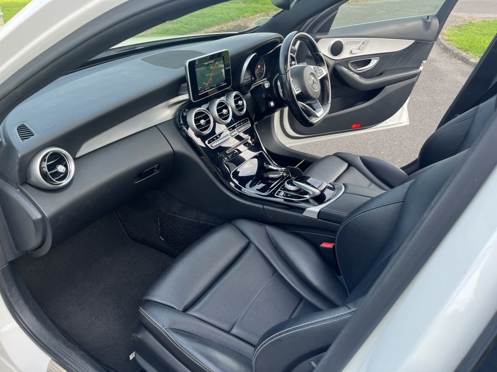 MERCEDES-BENZ C CLASS