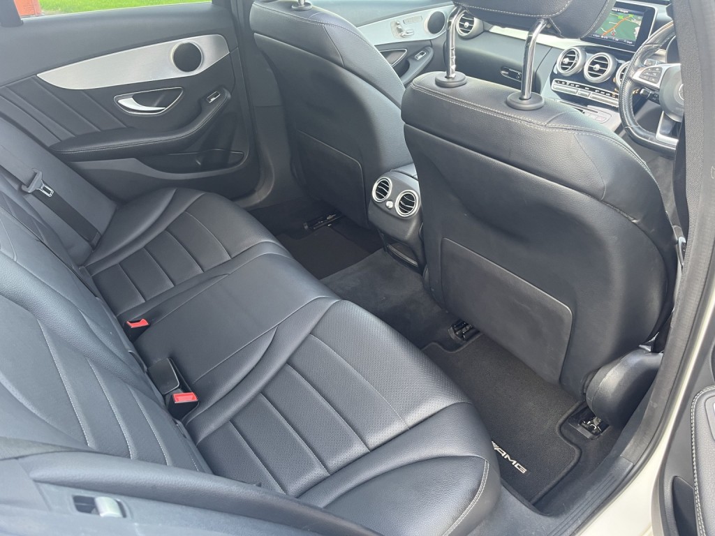 MERCEDES-BENZ C CLASS