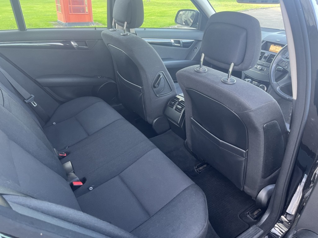 MERCEDES-BENZ C CLASS