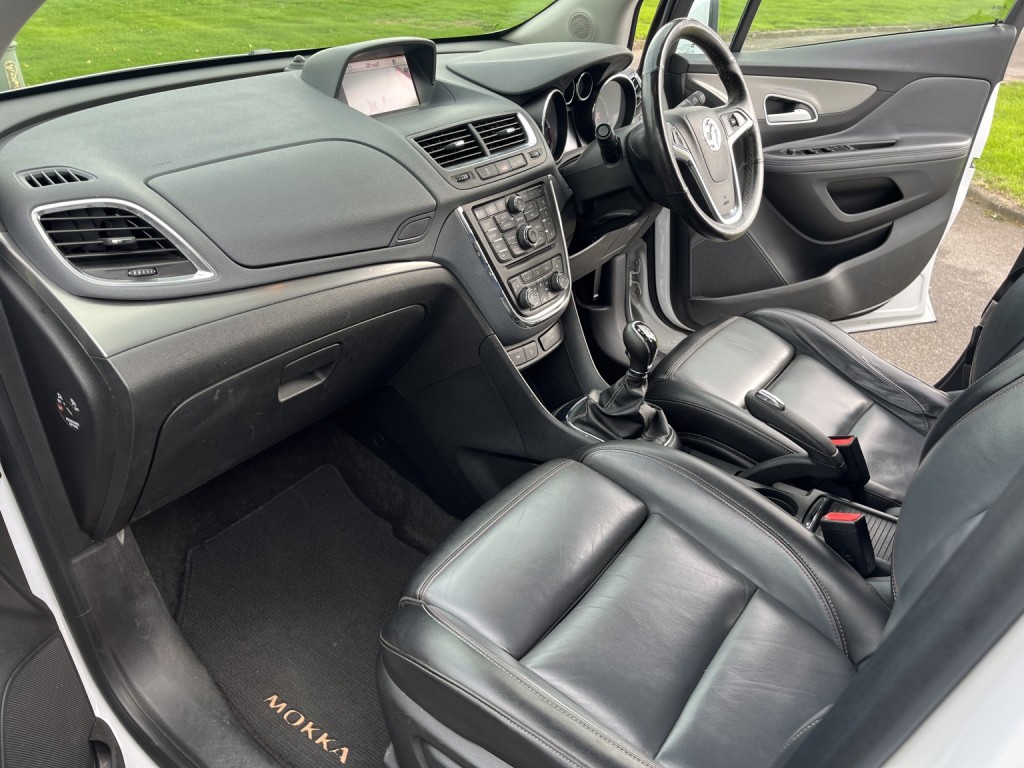 VAUXHALL MOKKA