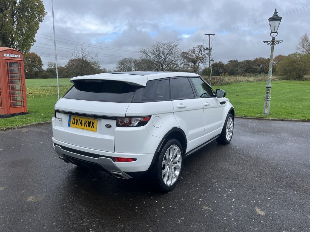 View LAND ROVER RANGE ROVER EVOQUE 2.2 SD4 Dynamic
