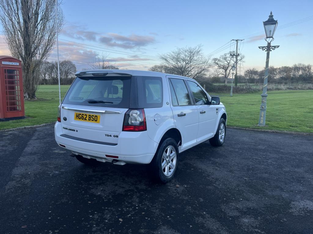 View LAND ROVER FREELANDER 2 2.2 TD4 GS