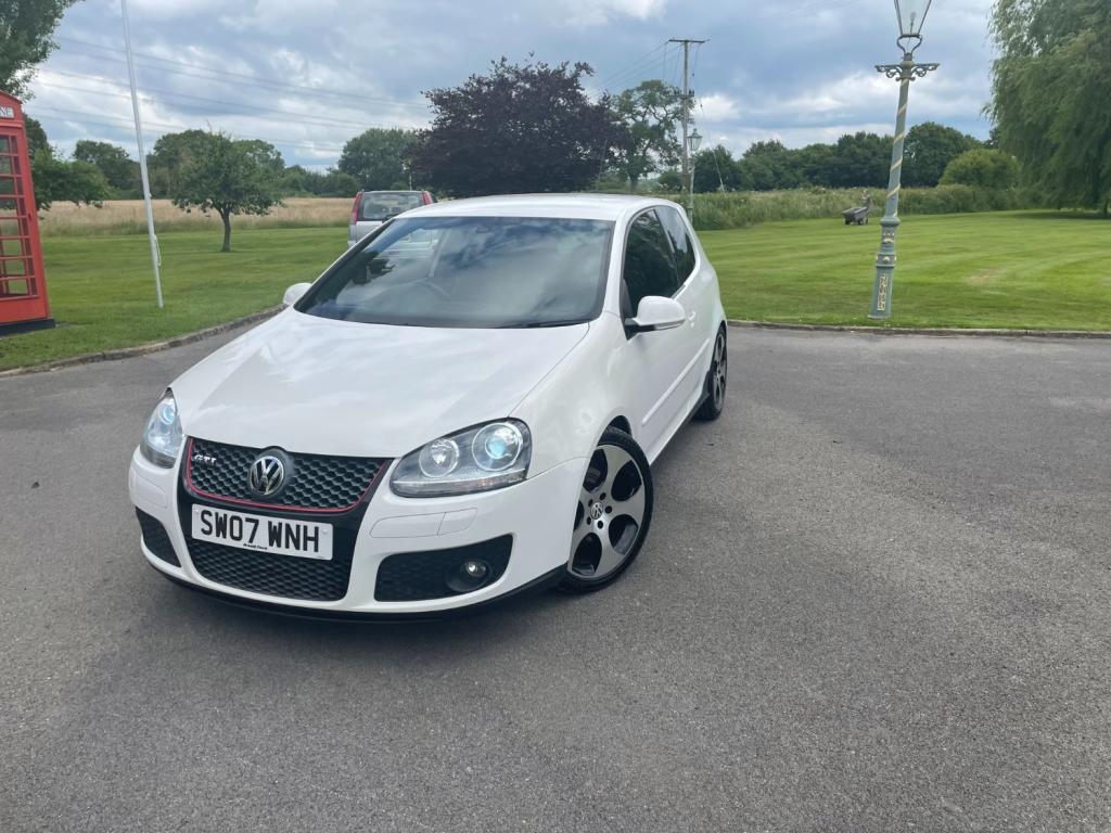 View VOLKSWAGEN GOLF 2.0 TFSI GTI 3dr