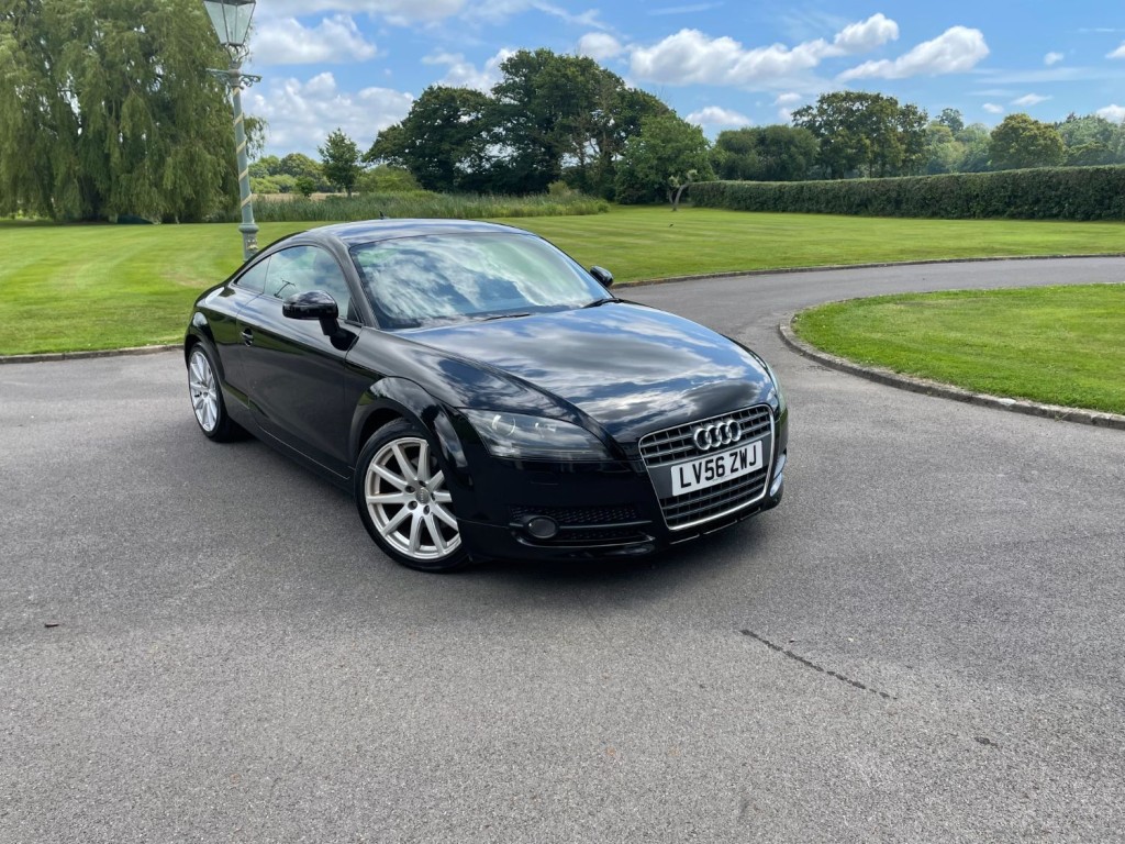 AUDI TT
