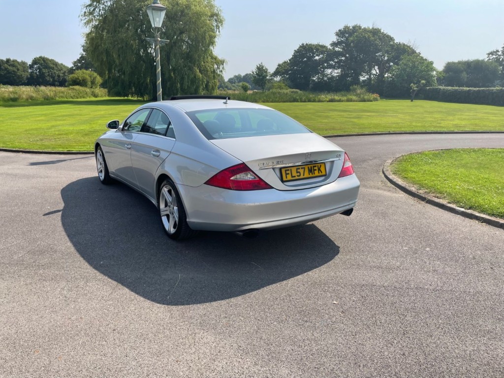 MERCEDES-BENZ CLS