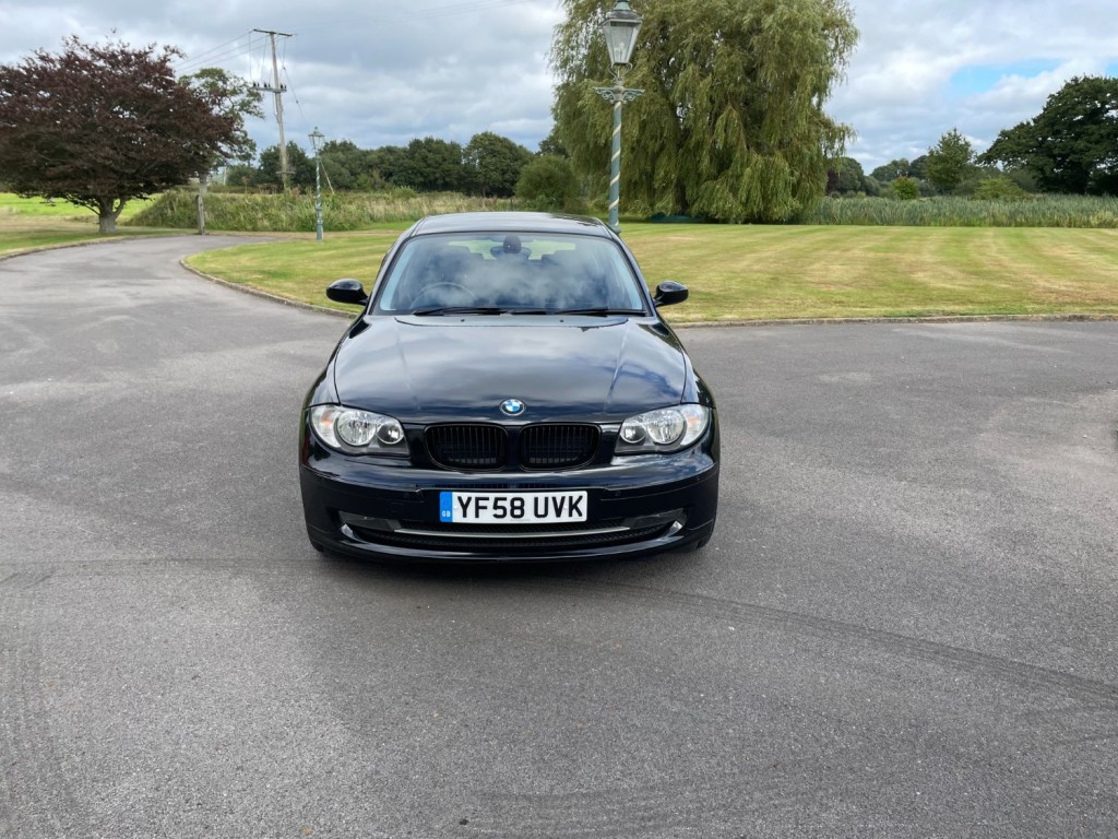 BMW 1 SERIES