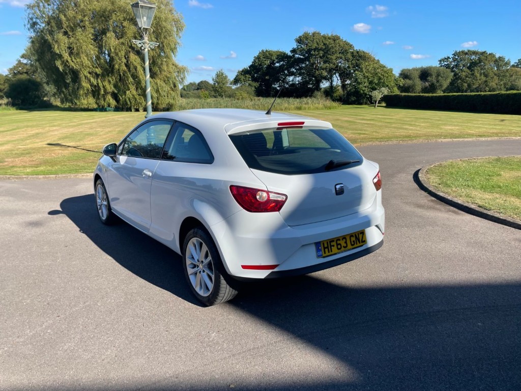 SEAT IBIZA