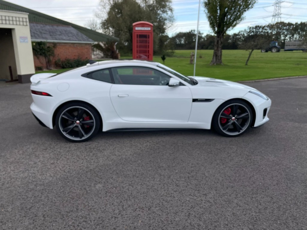 JAGUAR F-TYPE