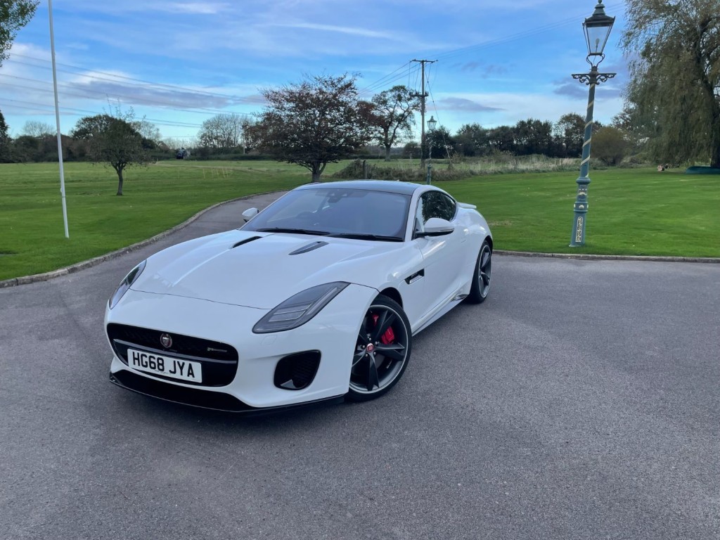View JAGUAR F-TYPE 380 Supercharged V6 R-Dynamic