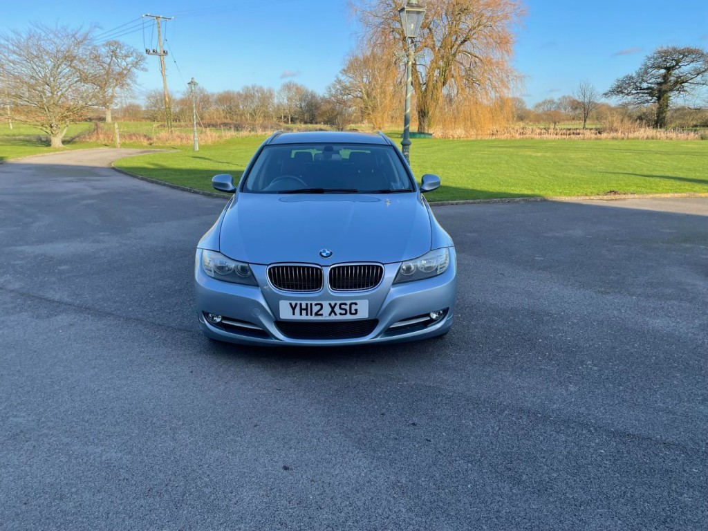 BMW 3 SERIES