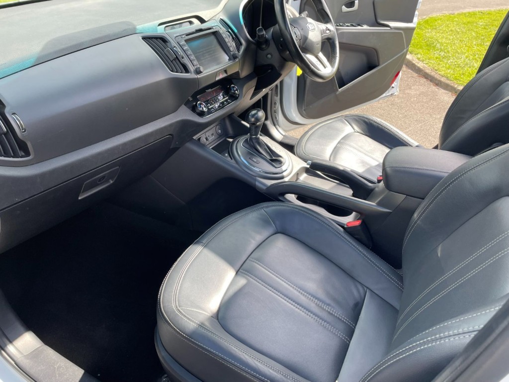 KIA SPORTAGE