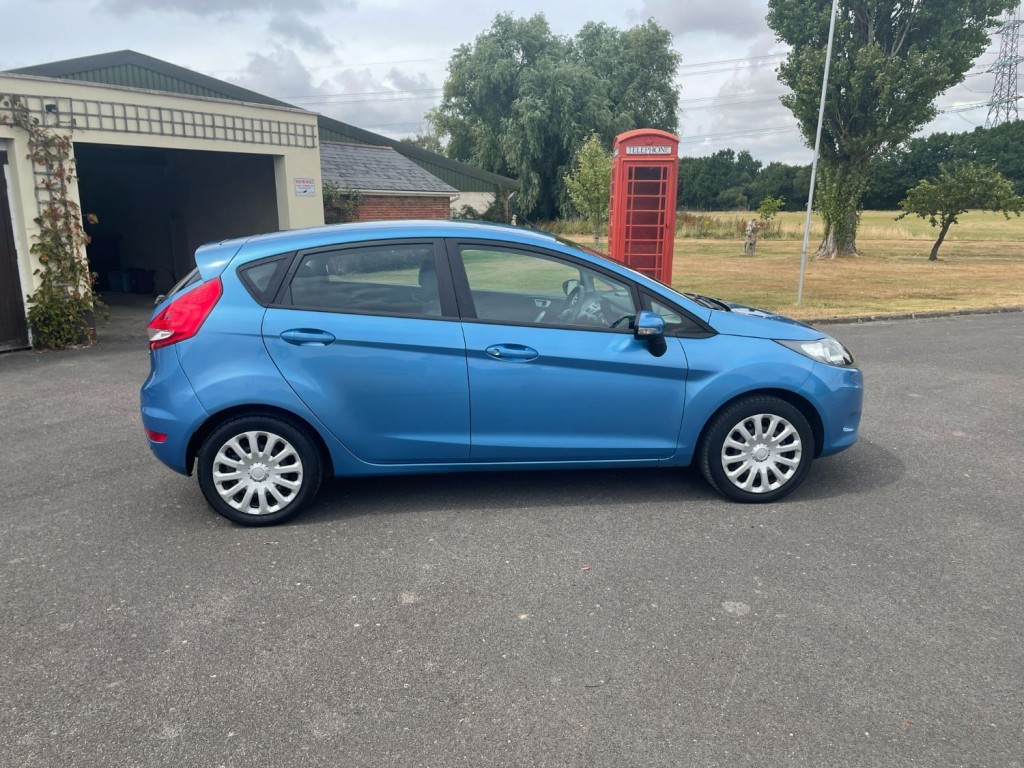 FORD FIESTA