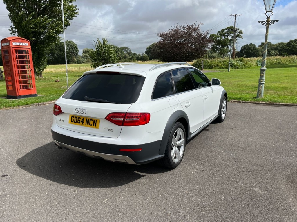View AUDI A4 ALLROAD TDI QUATTRO