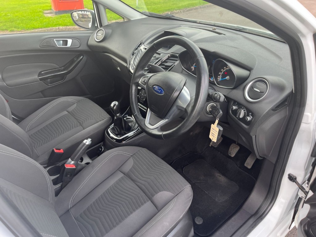 FORD FIESTA